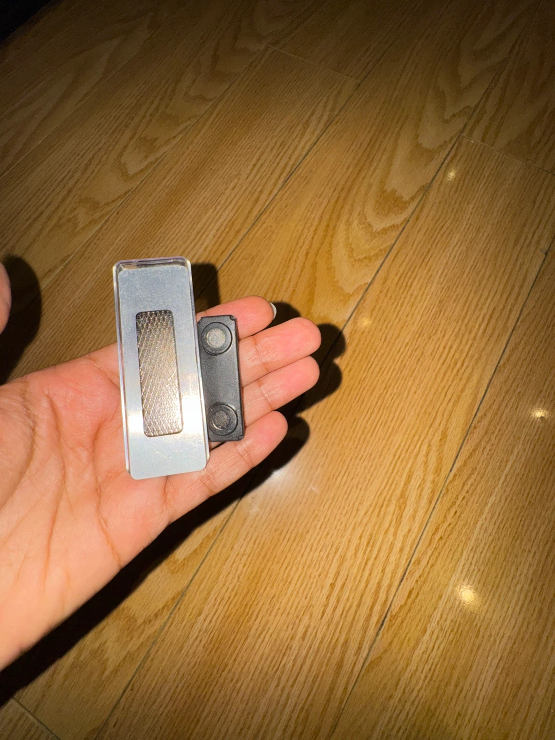 Name tag with magnet - photo 3
