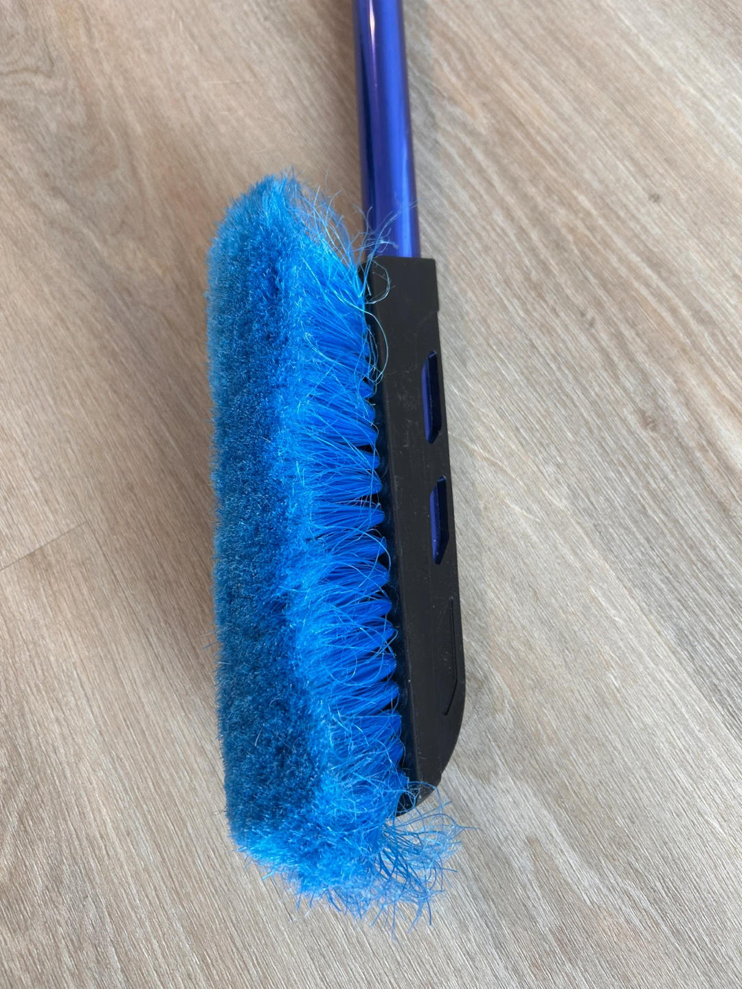 ⚽️ Telescopic Snow Broom with Ice Scraper (Extendable 34"–45") - photo 4