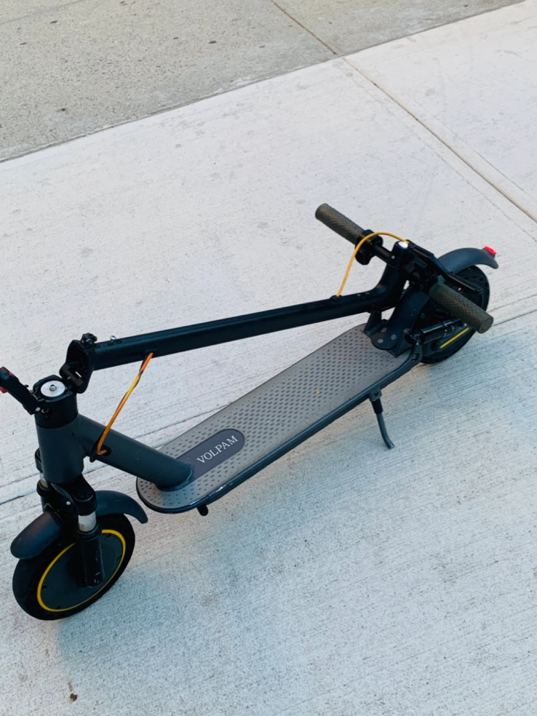VOLPAM Electric Scooter - photo 5