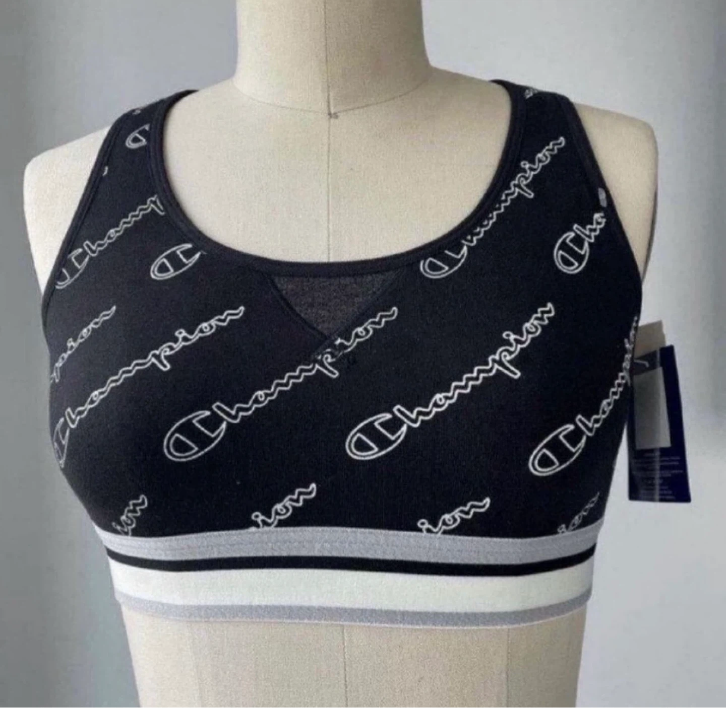 ⚽️New with tags champion sports bra size xs