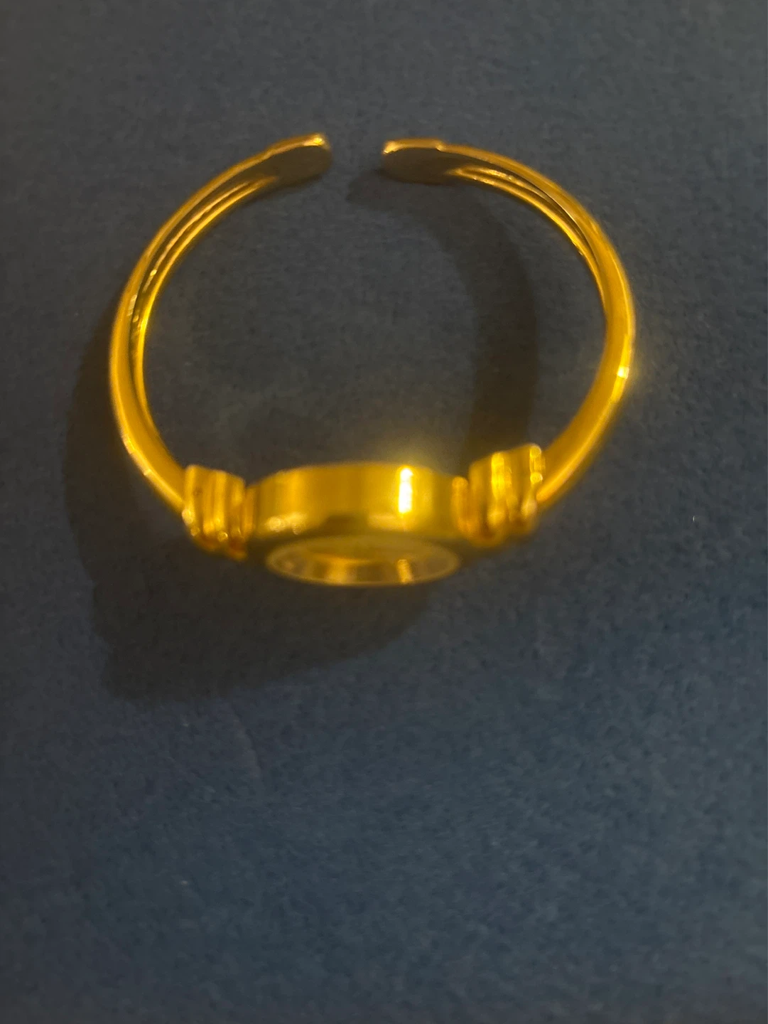 ⚽️Gold Tone Bangle Watch - photo 2