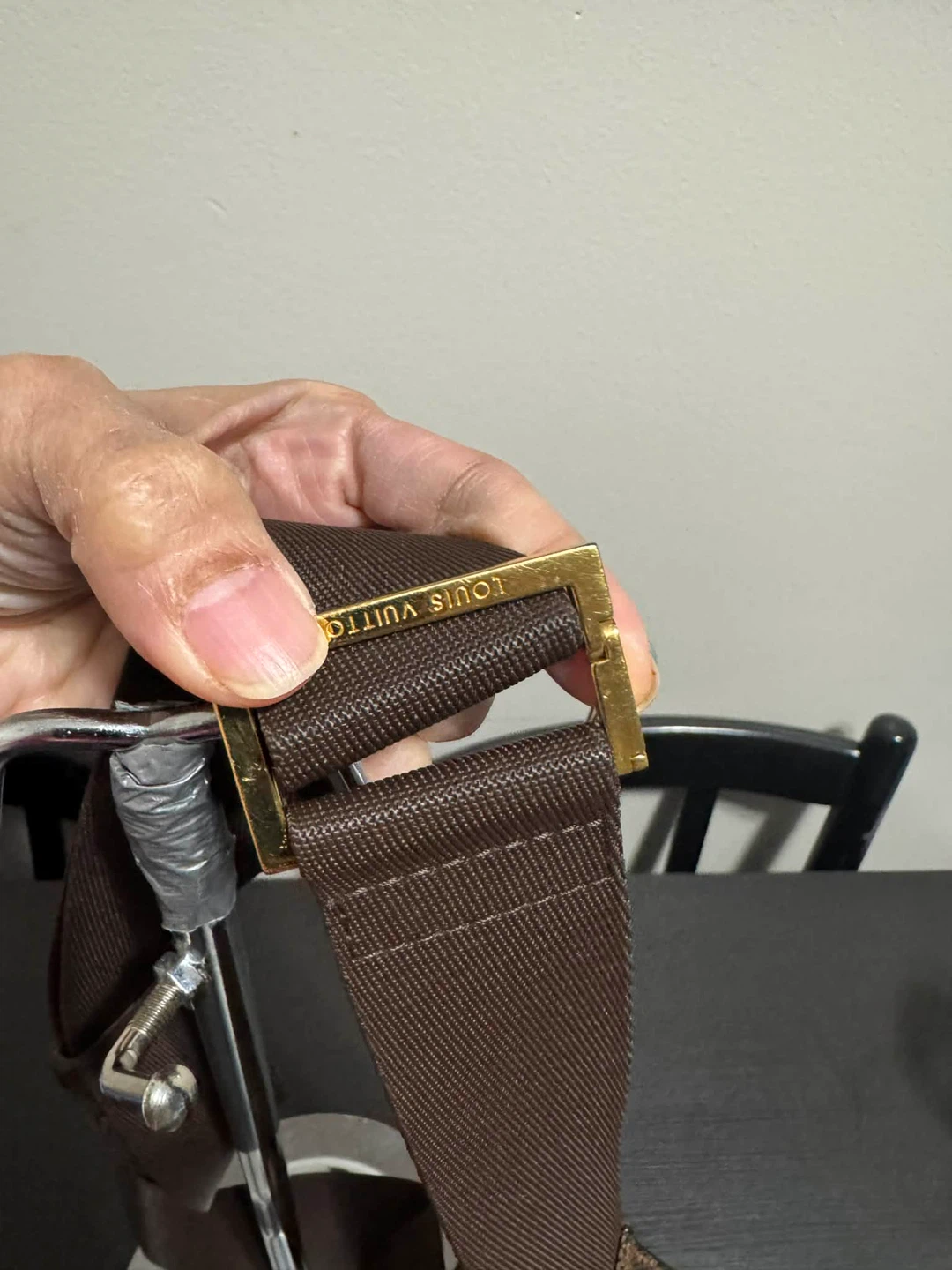 Louis Vuitton Damier Ebene Sling Bag - photo 5