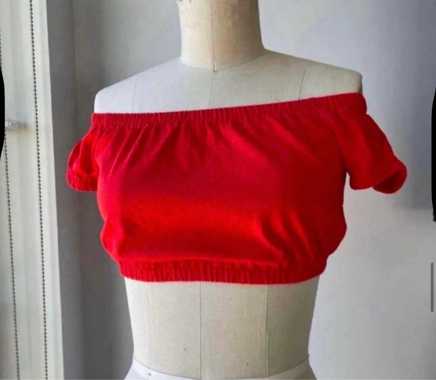 ⚽️Aritzia Wilfred Top size xxs
