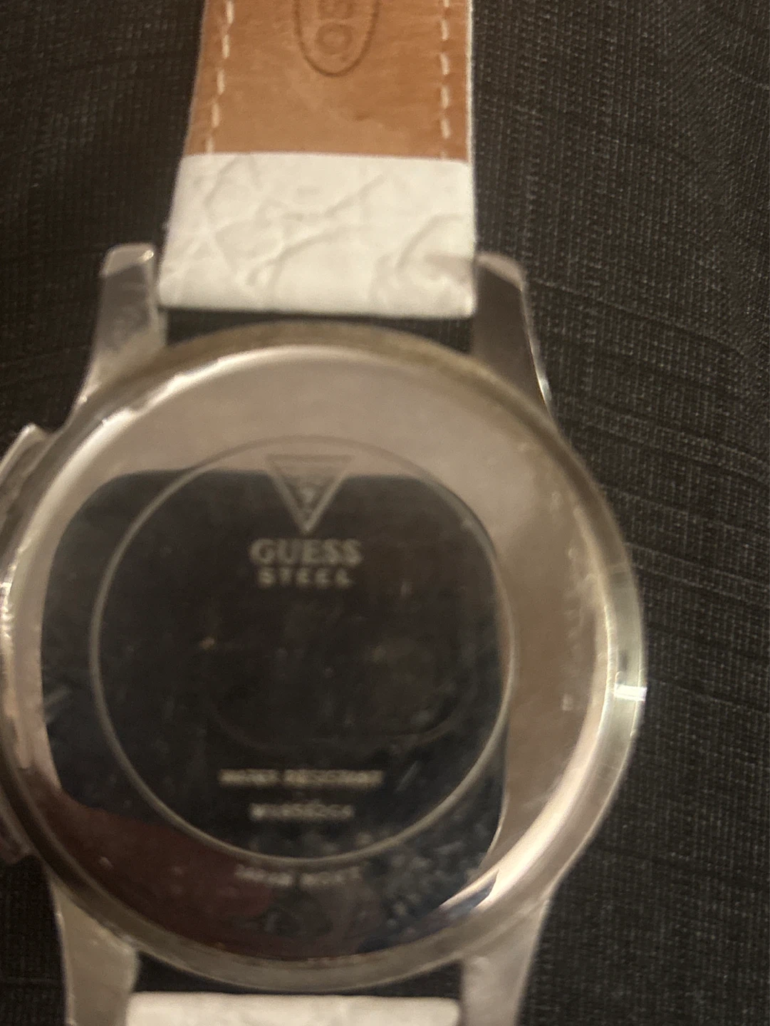 ⚽️GUESS White Leather Strap Watch - photo 3