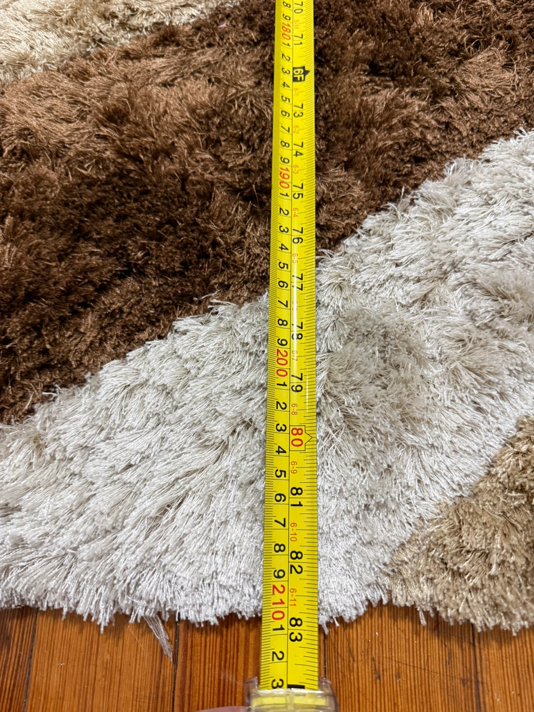 Selling 2 Area Rug Brown/Cream and  Blue/Navy Blue. - photo 3