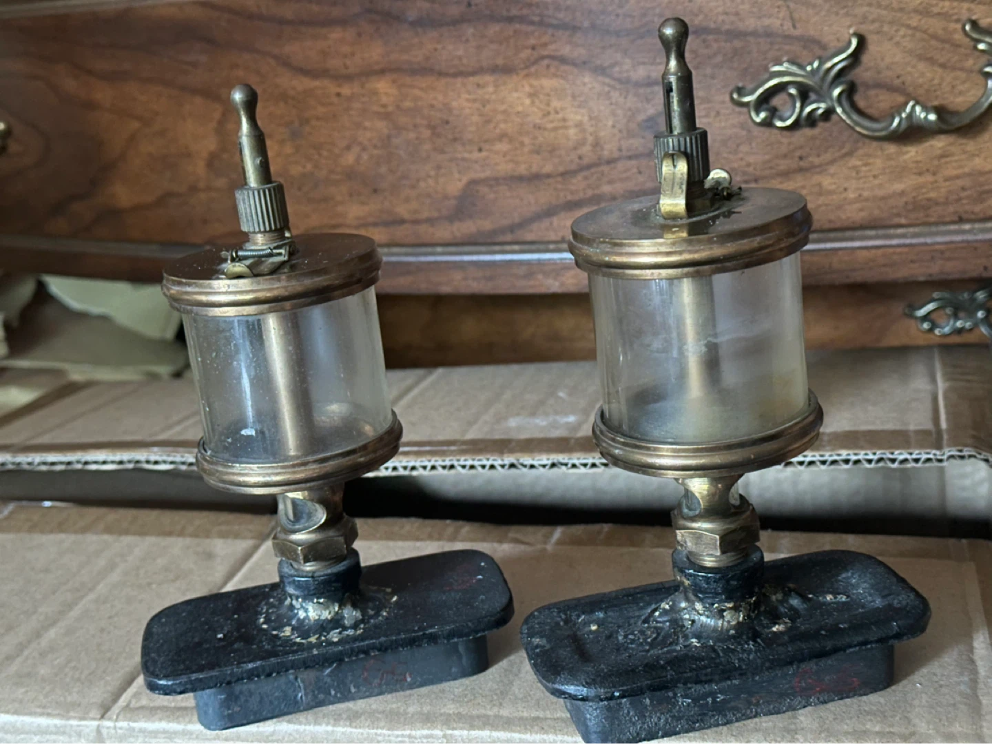 Matching Pair Antique Penberthy No. 5 Oilers - photo 2