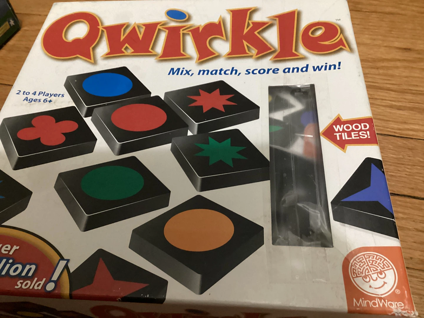 ⚽️Qwirkle Board Game - photo 3