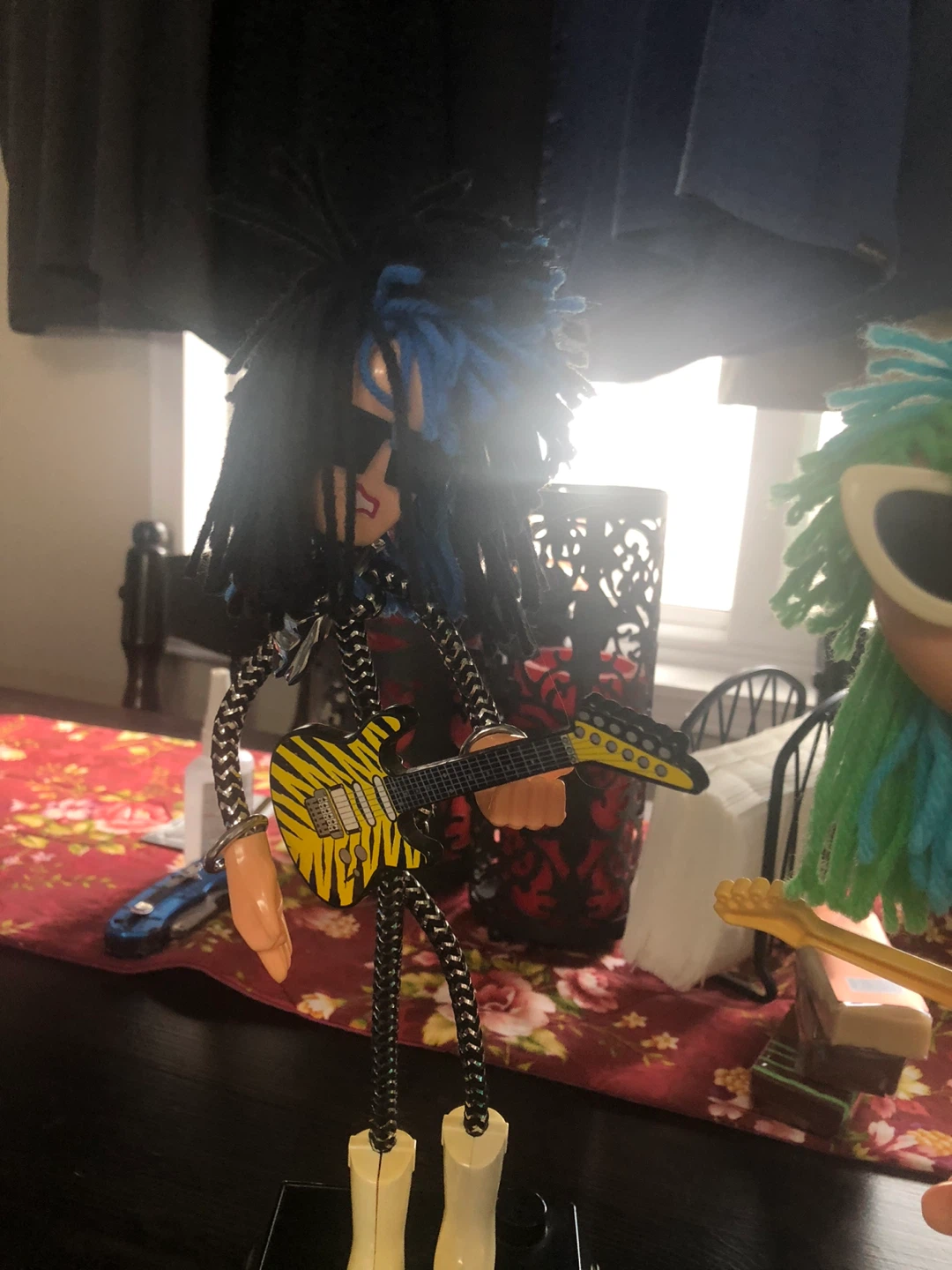 Sonic Rockers Doll Toy - photo 2