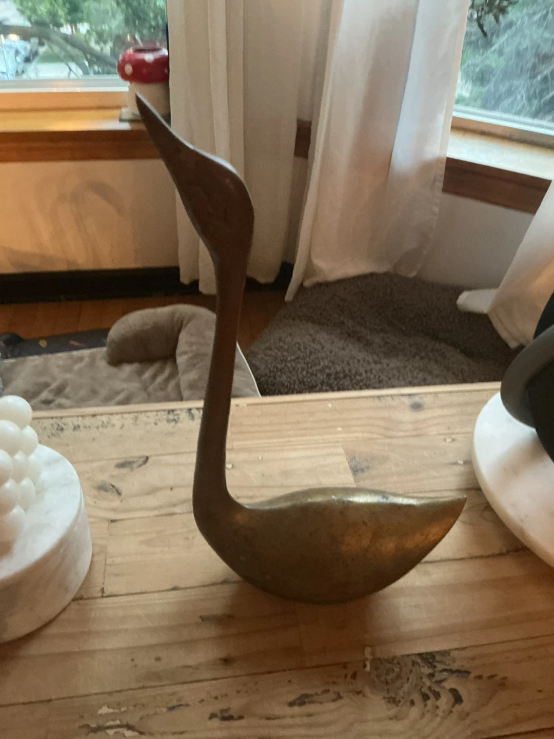 Vintage Brass Swan Figurine ⚽