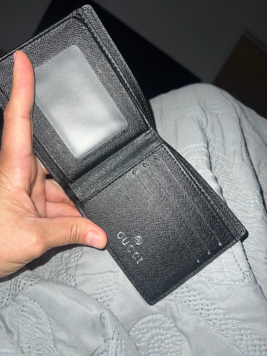 Gucci Bi-Fold Wallet - photo 2