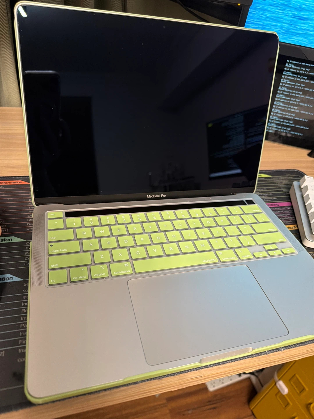 Apple MacBook Pro 13-inch 2020
