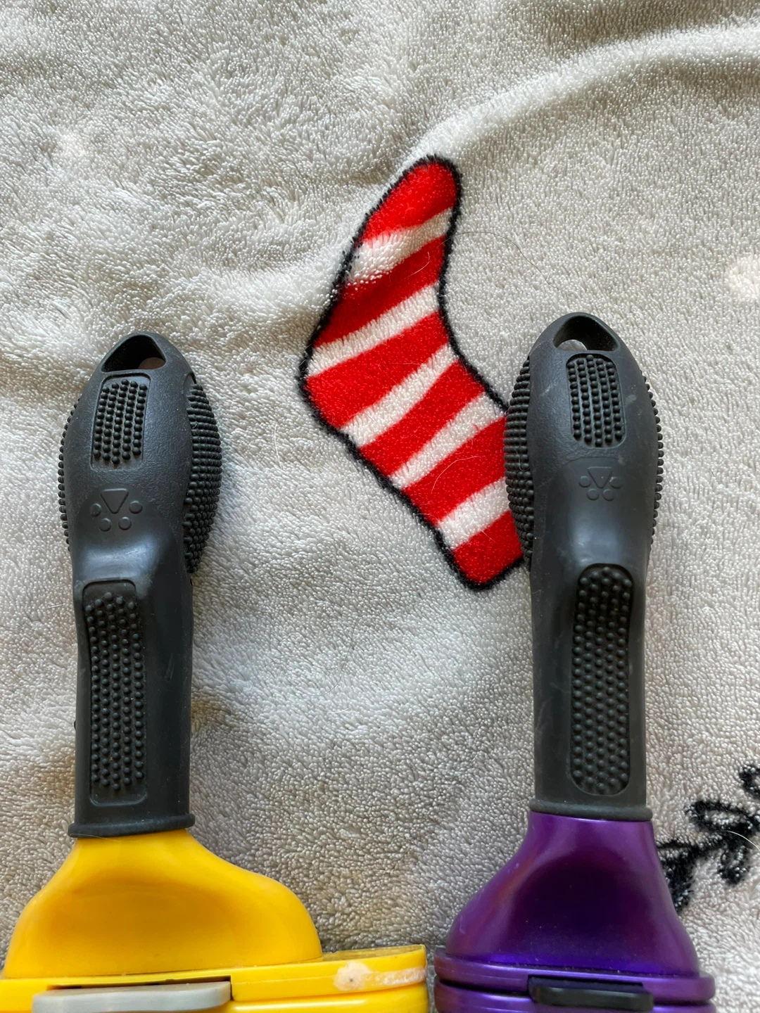 Furminator Large & Small Dogs ($15 Each) - photo 2