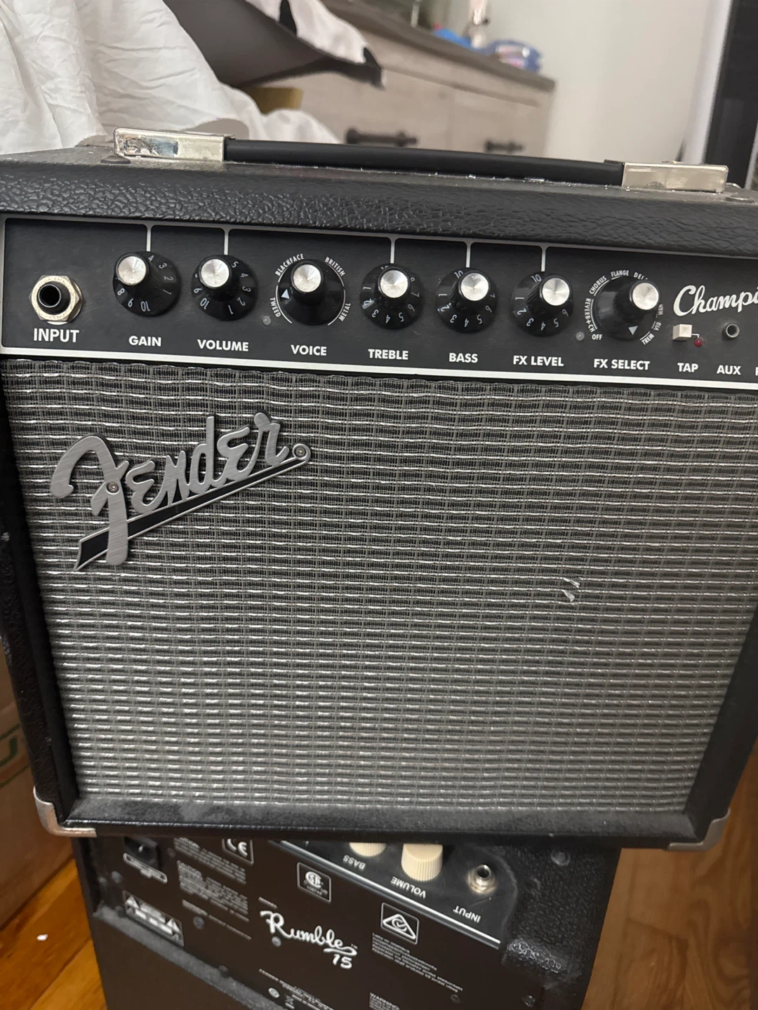 LYX PRO Electric Guitar with Fender Amp - photo 5