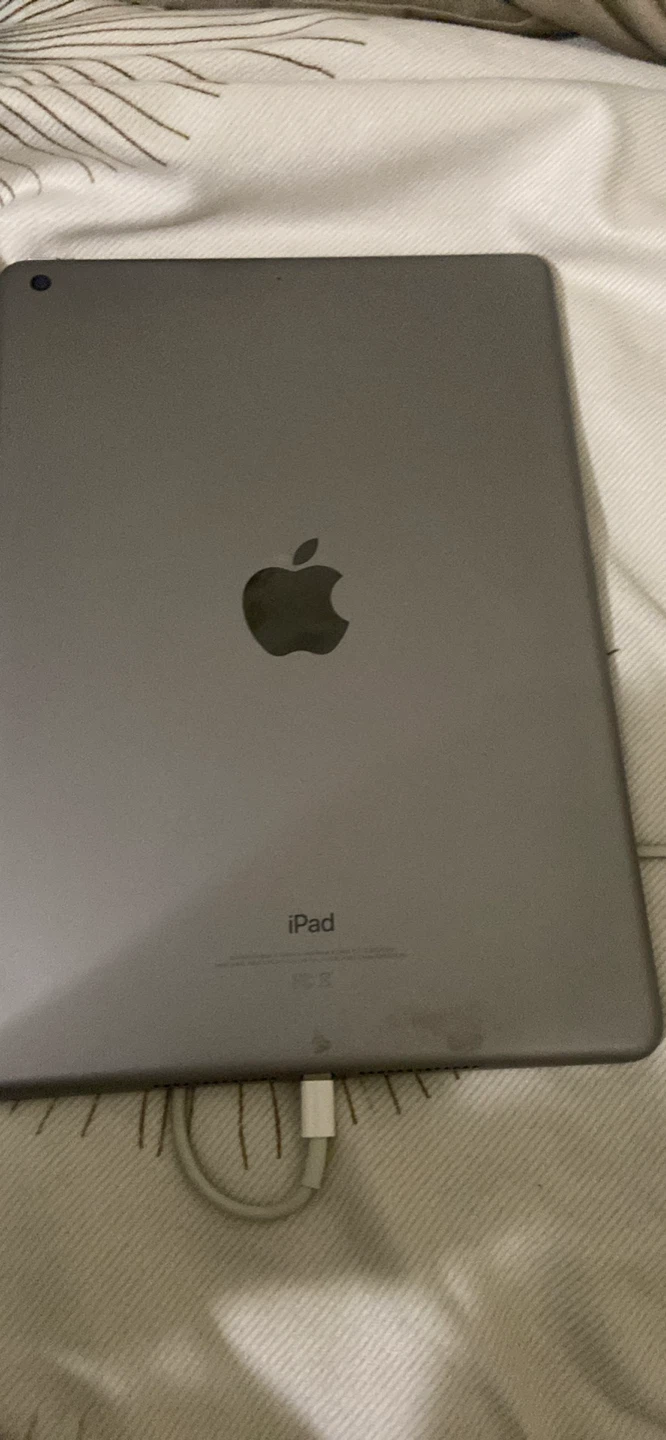 Apple iPad Tablet 6th gen - photo 2