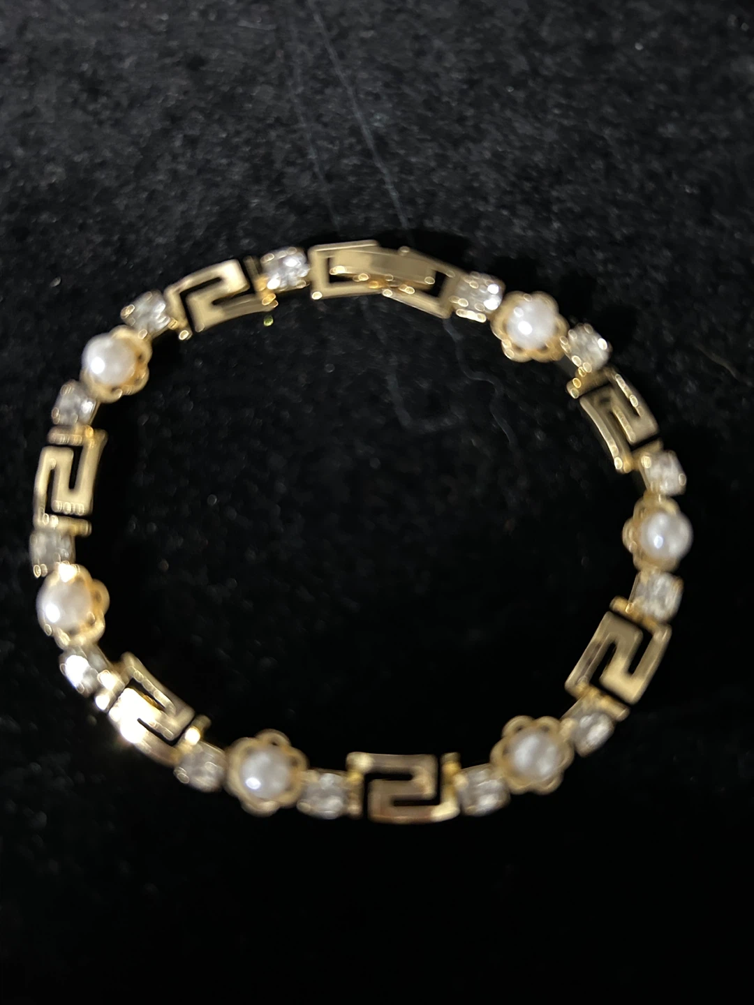 Gold Tone Bracelet with Pearls and Crystals
