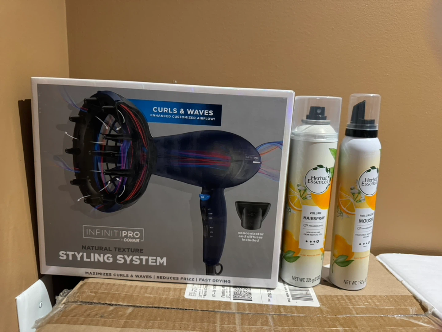 Conair Natural Texture Styling System for curls & waves.