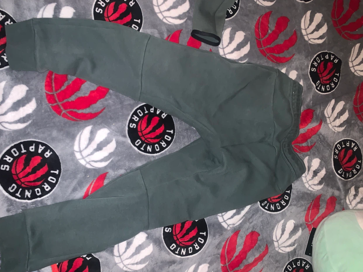 Nike Tech Fleece Tracksuit - Grey - Medium/Large - photo 2