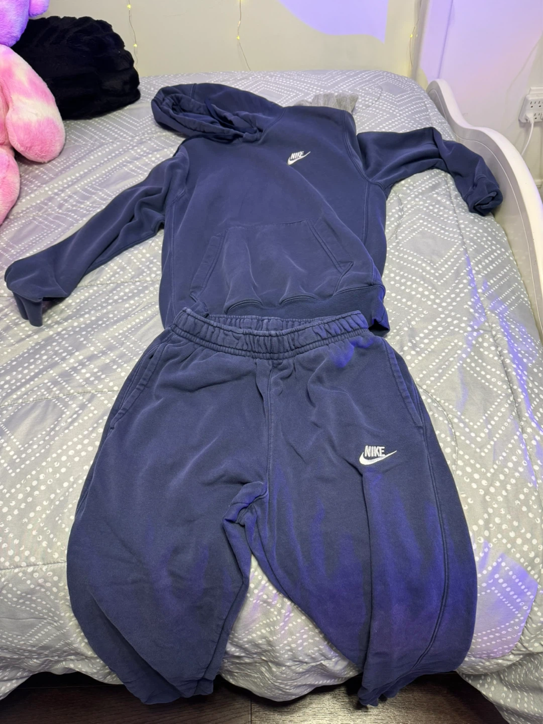 XS Nike Hoodie and Sweatpants Set