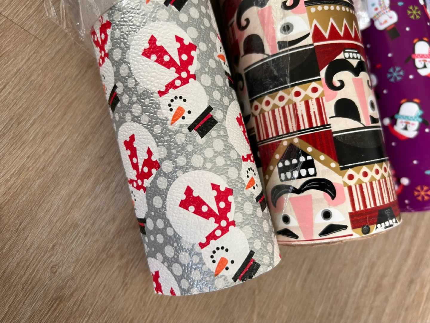 ⚽️ Wrapping Paper Lot (3 Rolls) – All for $5! - photo 4