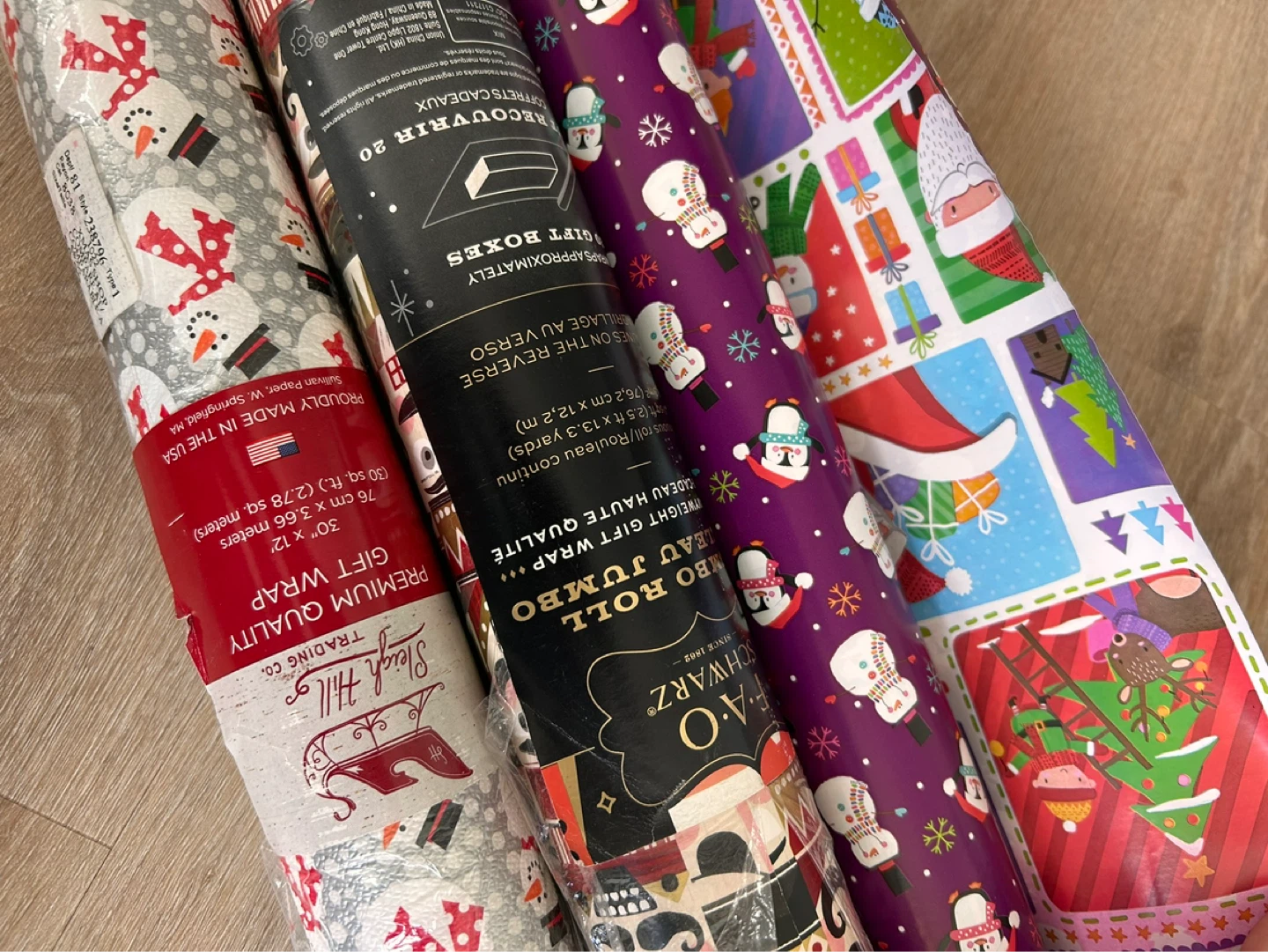 ⚽️ Wrapping Paper Lot (3 Rolls) – All for $5! - photo 3