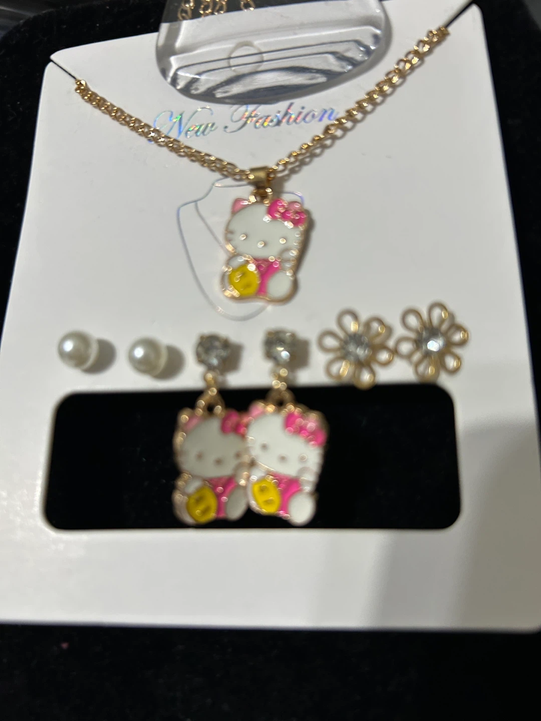 Hello Kitty Necklace and Earring Set - photo 2