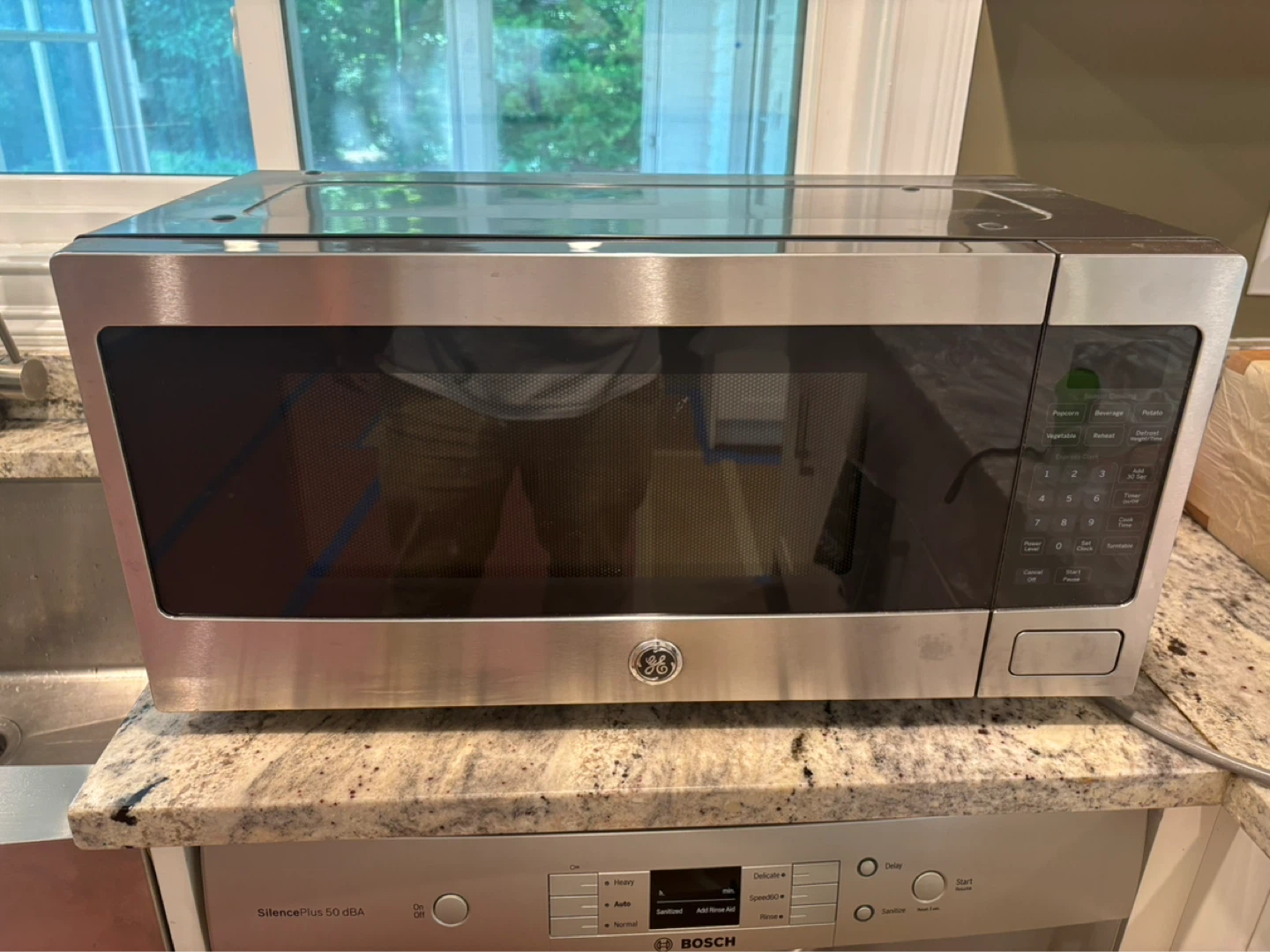 GE Stainless Steel Microwave Oven