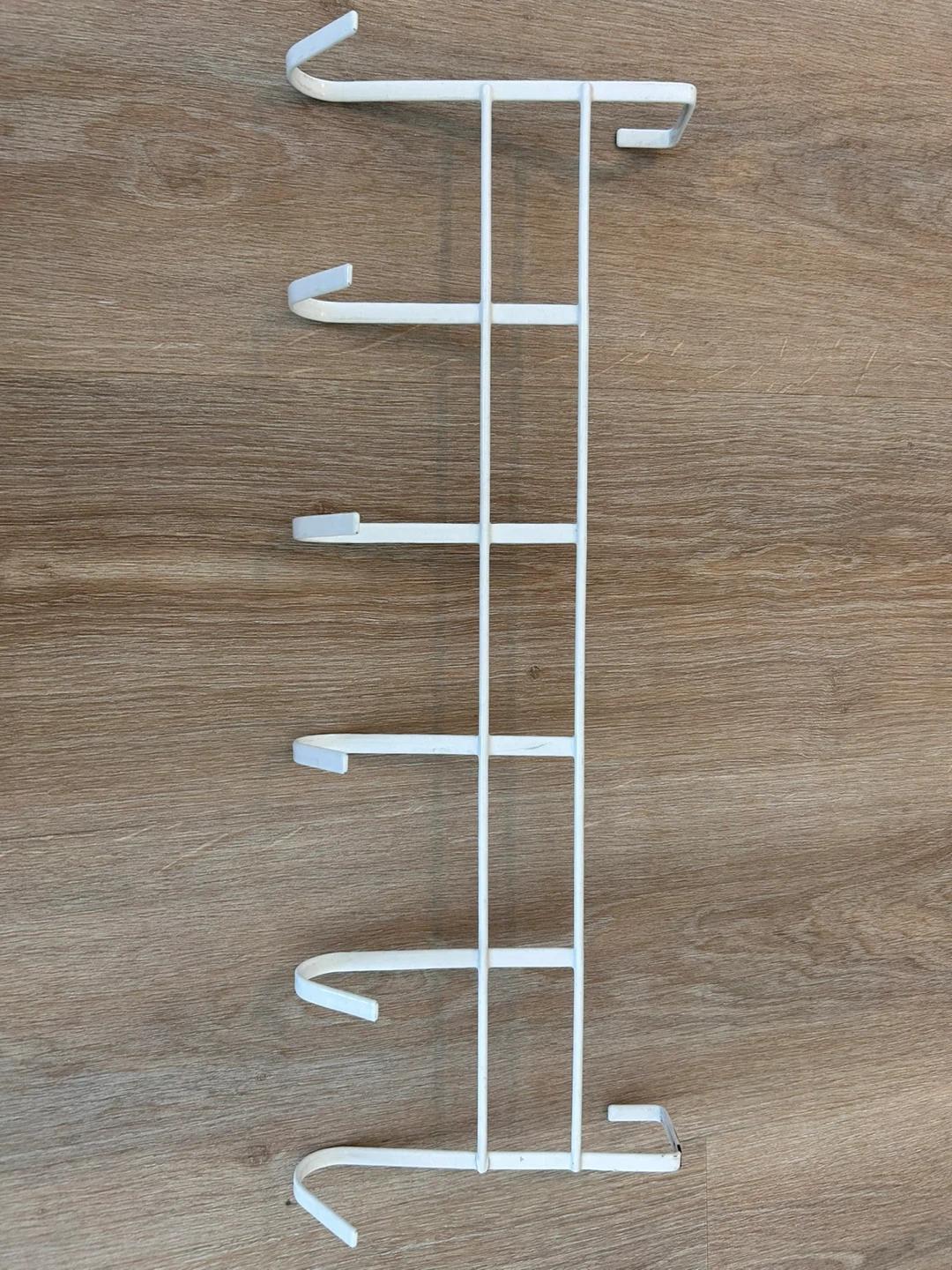 ⚽️ White Metal Over-the-Door Organizer Rack (6 Hooks)