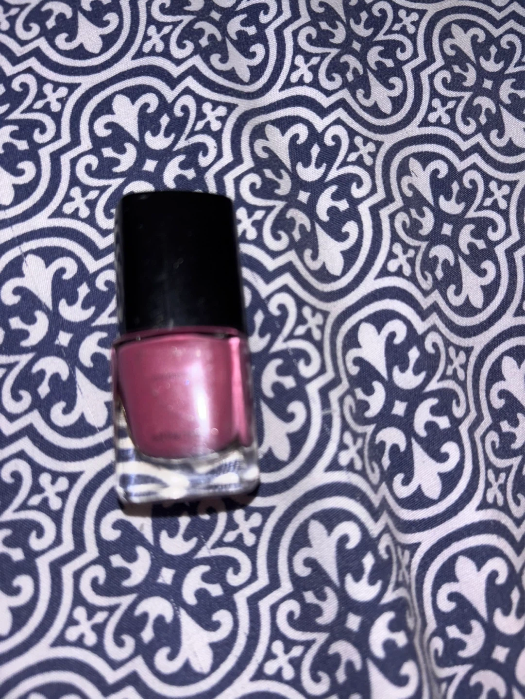 Pink Metallic Nail Polish ⚽️