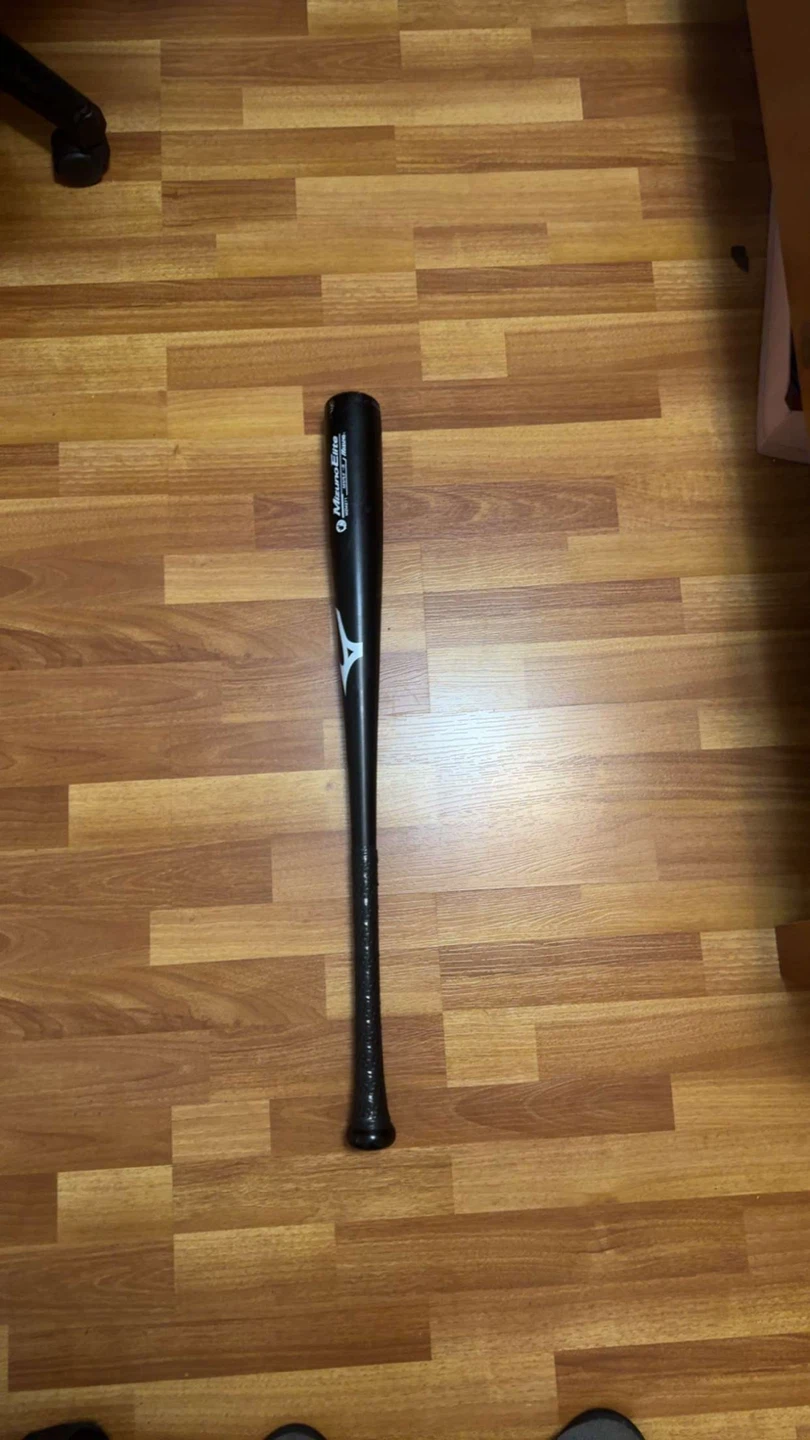 Mizuno Elite Baseball Bat
