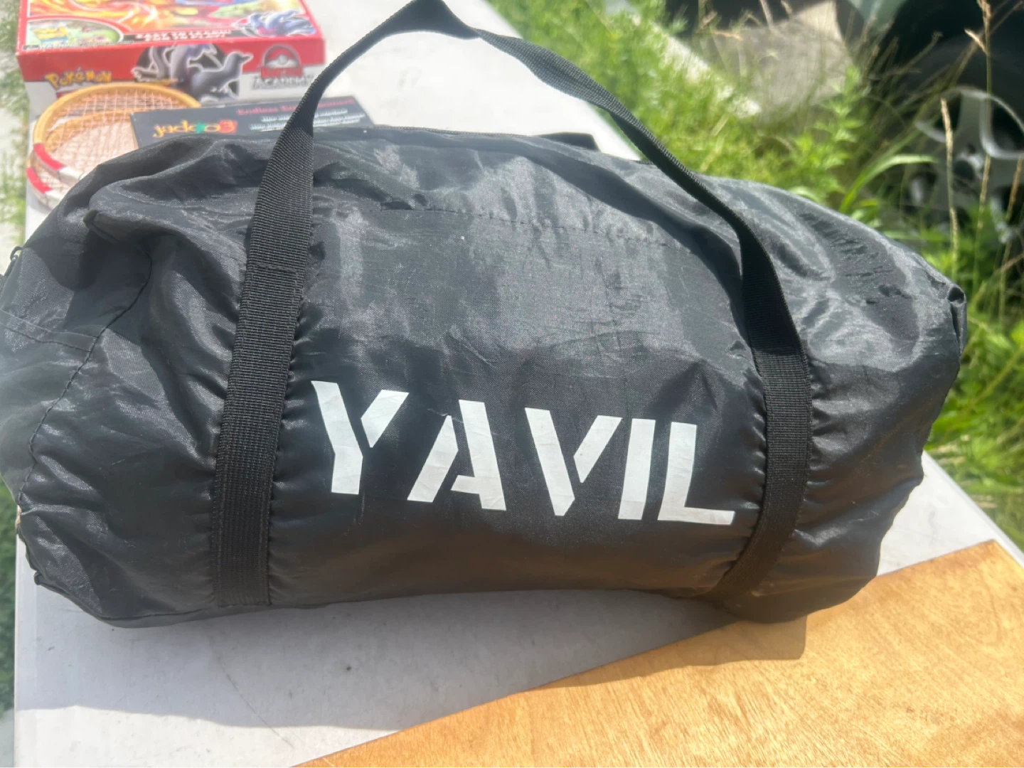 Yavil Black Sleep Tent