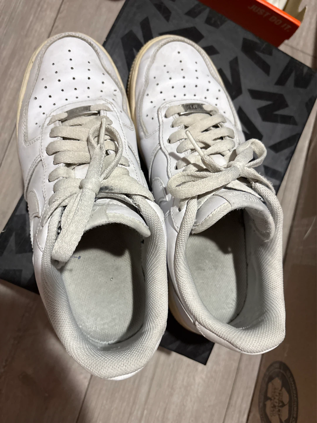 Nike Air Force 1 - size 8 - photo 2