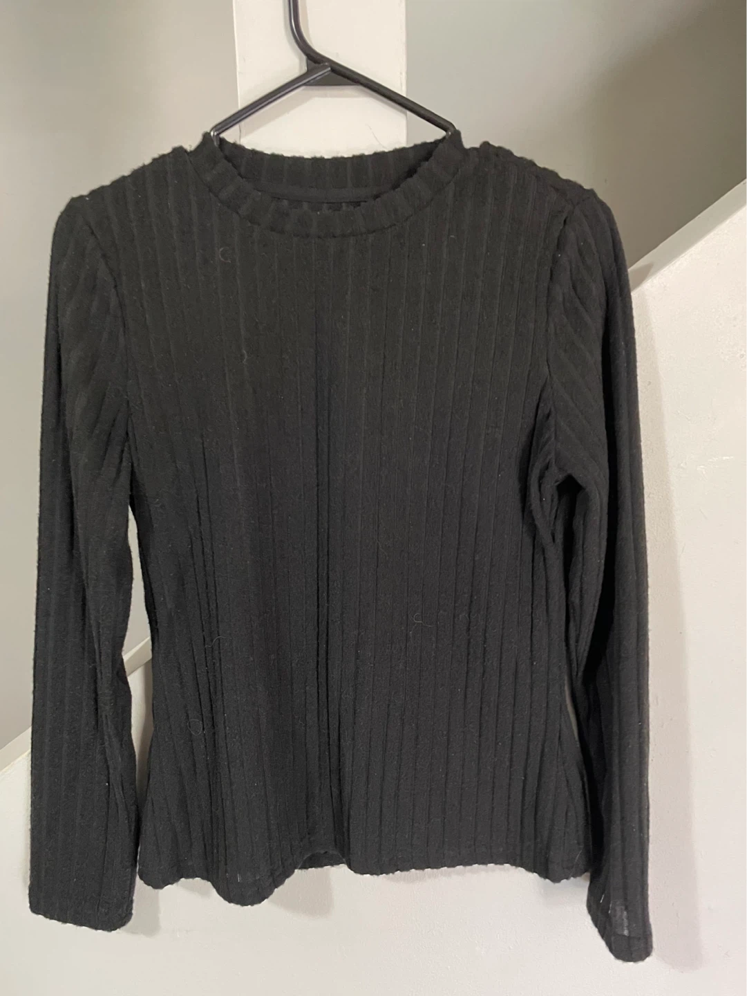 ⚽️ Black Ribbed Long Sleeve Top - photo 3