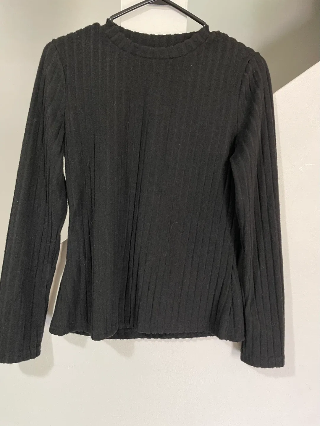 ⚽️ Black Ribbed Long Sleeve Top