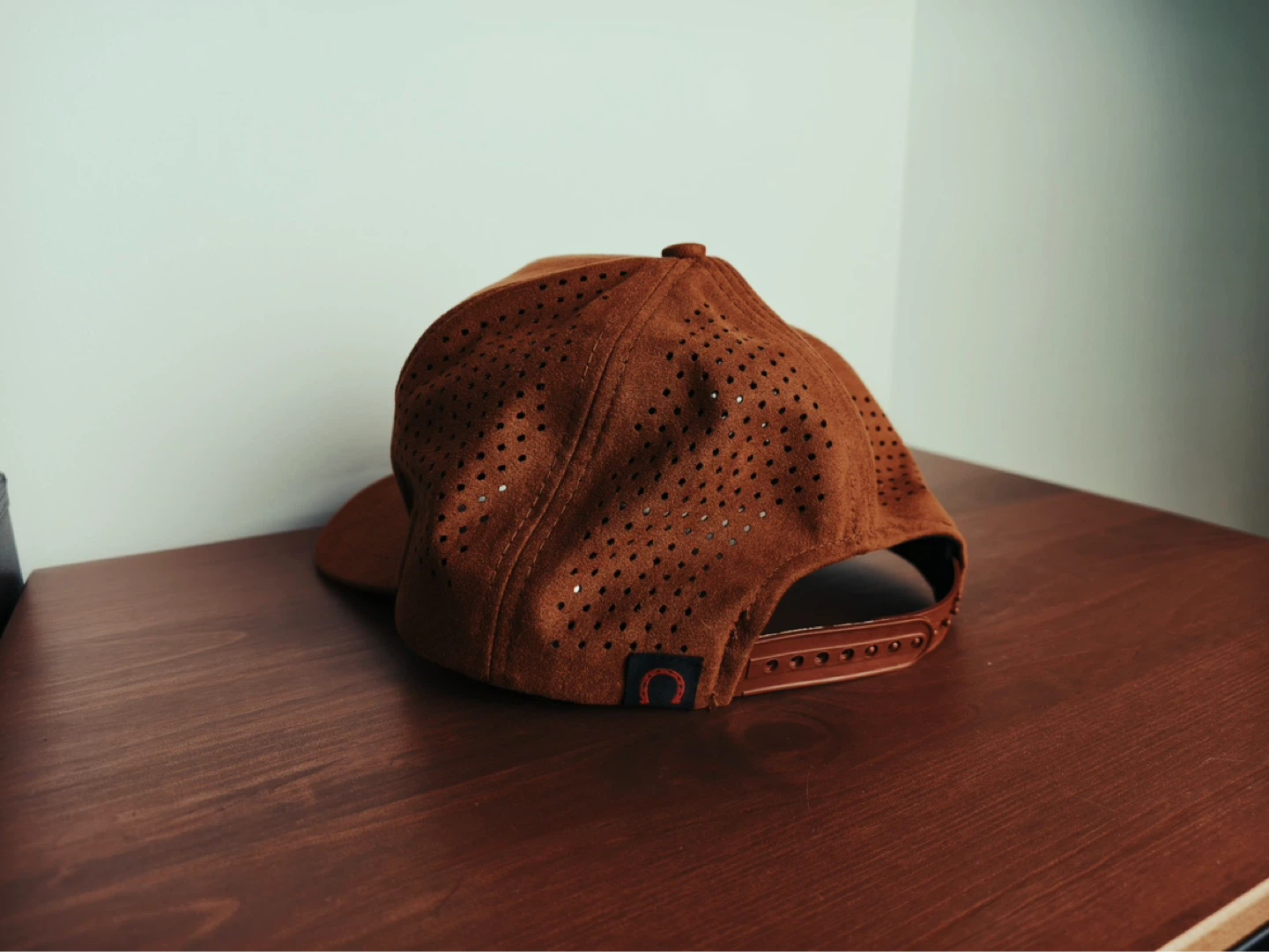 ⚽️ Horsepower Pro Suede Snapback Hat (Excellent Condition) - photo 3