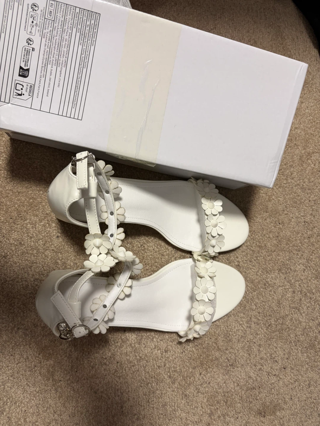 White Flower Detail Heeled Sandals