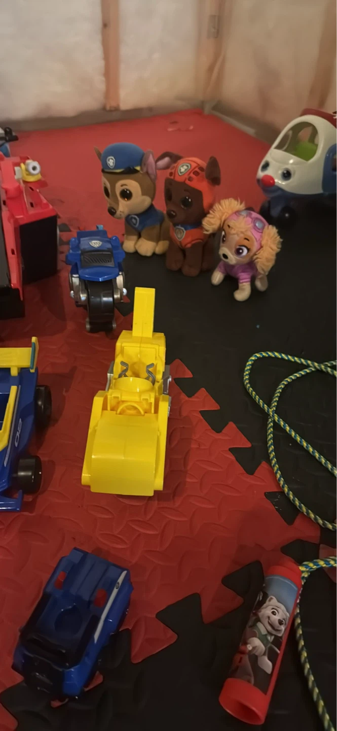 Paw Patrol Toys Bundle - photo 3