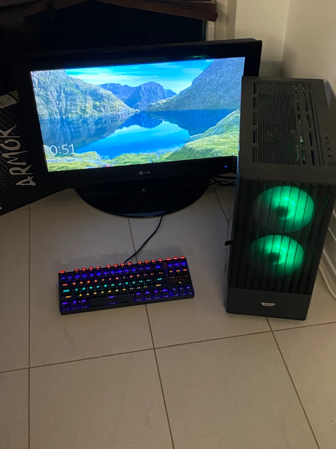 Desktop Computer with  GeForce GTX 1070 + more - photo 2