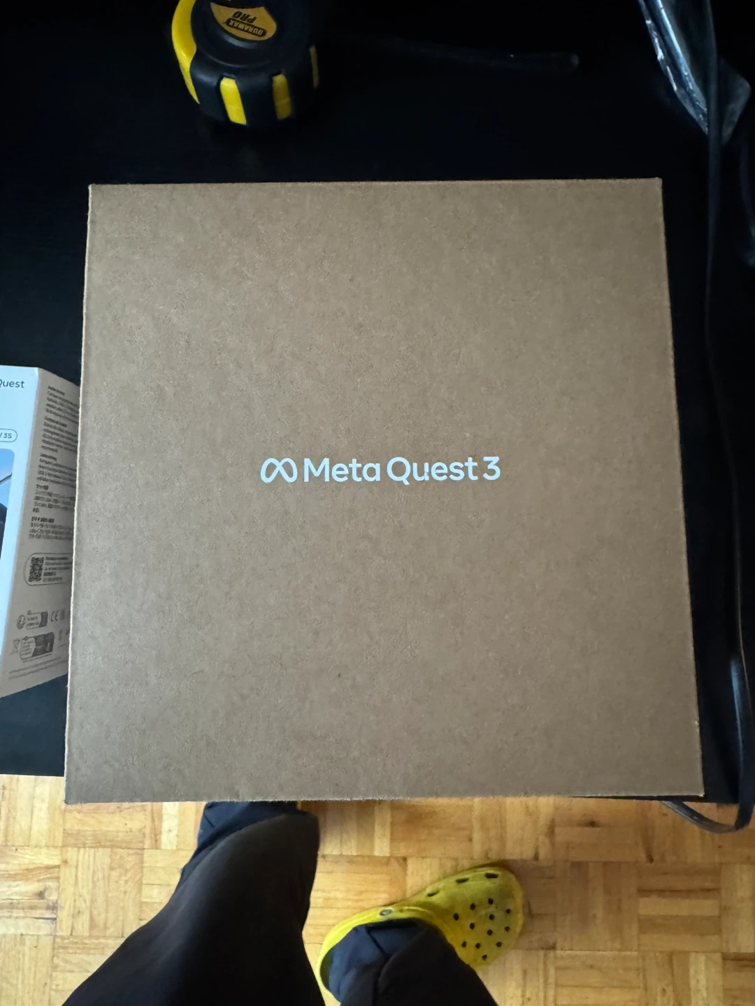 Meta Quest 3 and Charging Dock & Controllers
