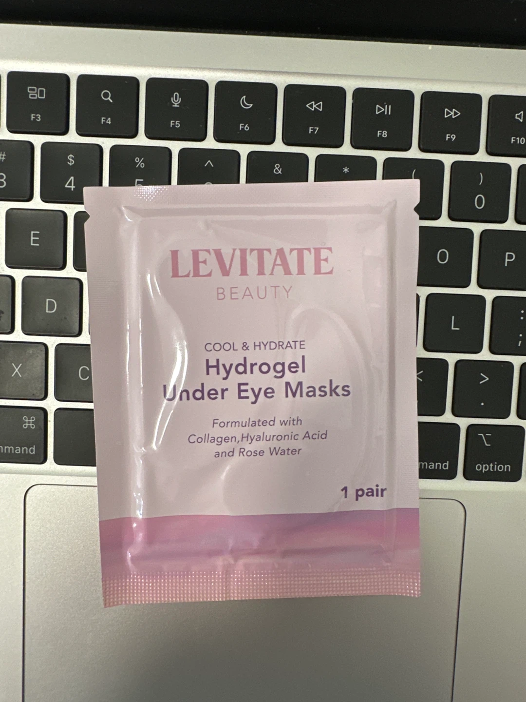 ⚽️Levitate Beauty Hydrogel Under Eye Masks - 1 Pair