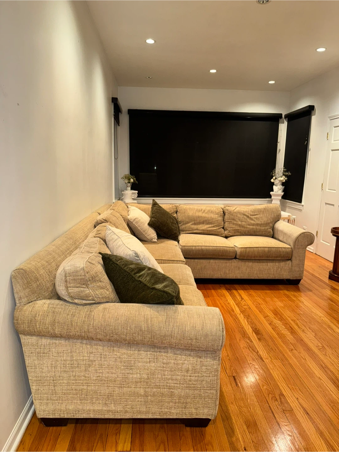 Beige Sectional Sofa - photo 2