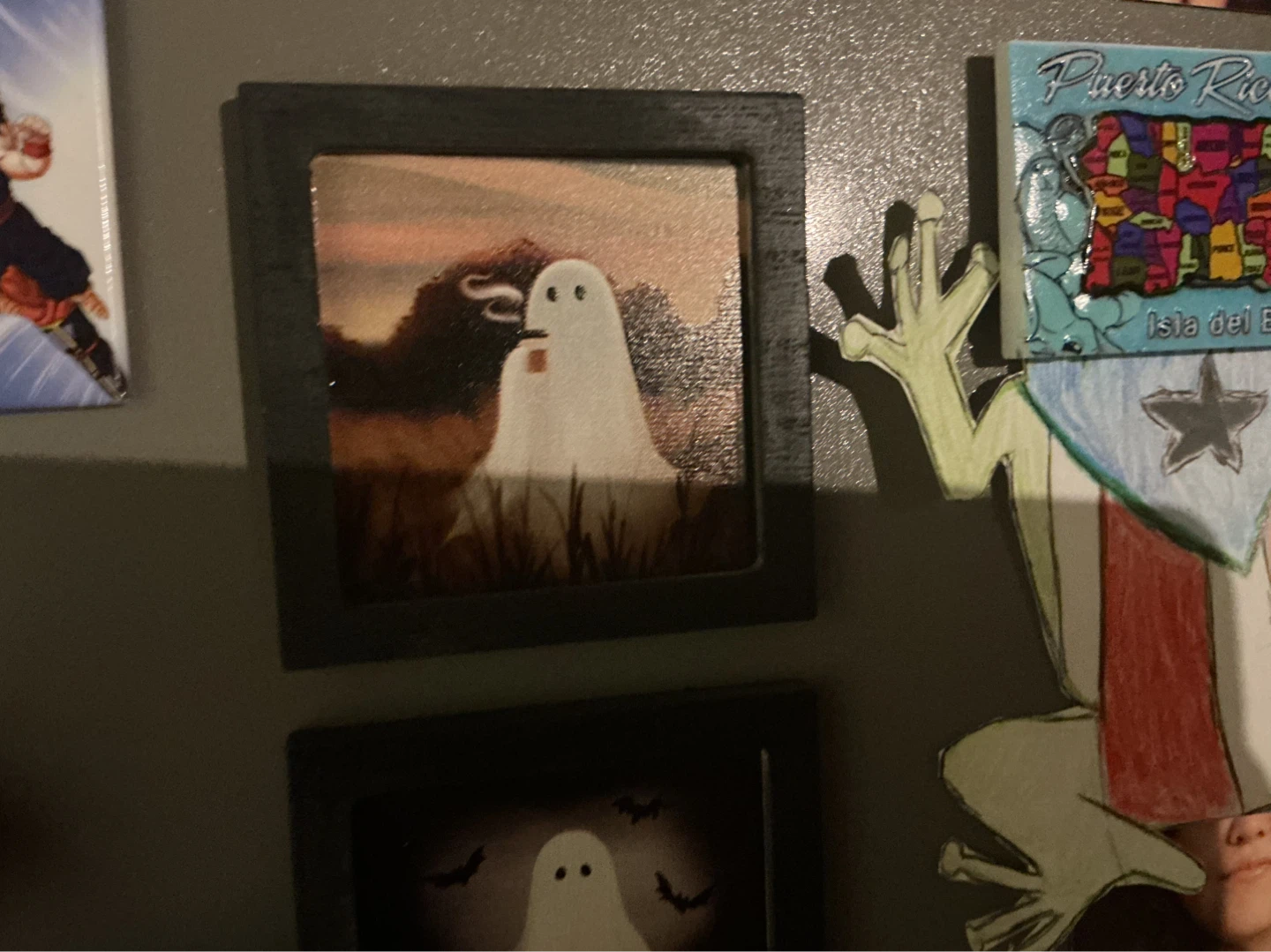 Framed Ghost Painting magnet ⚽