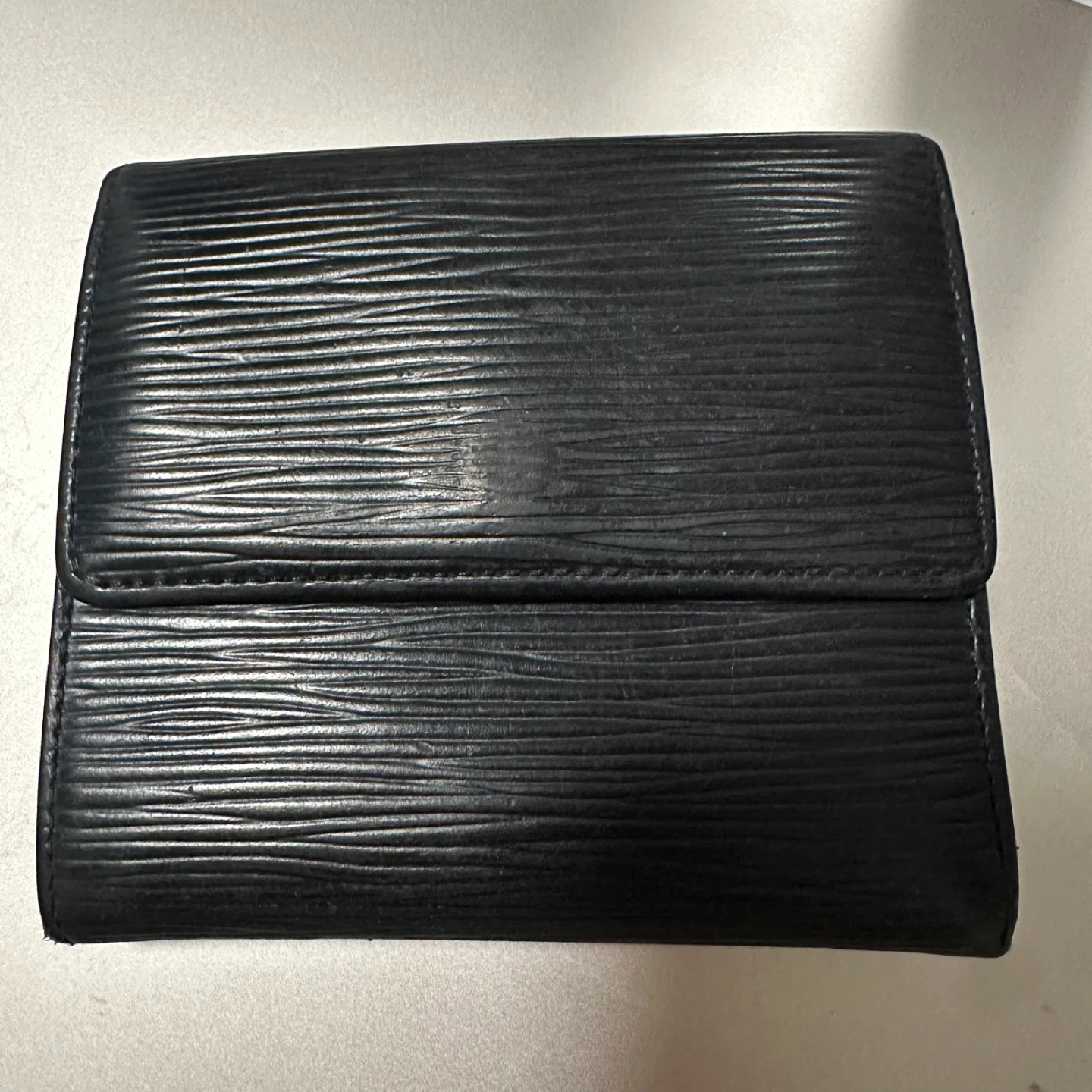 LOUIS VUITTON Elise Epi Trifold Black Leather Compact-Authentic - photo 4