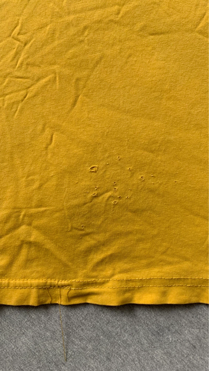 4 Men’s S/M Shirts ⚽️ ALL HAVE HOLES/STAINS (see red indicators) - photo 4