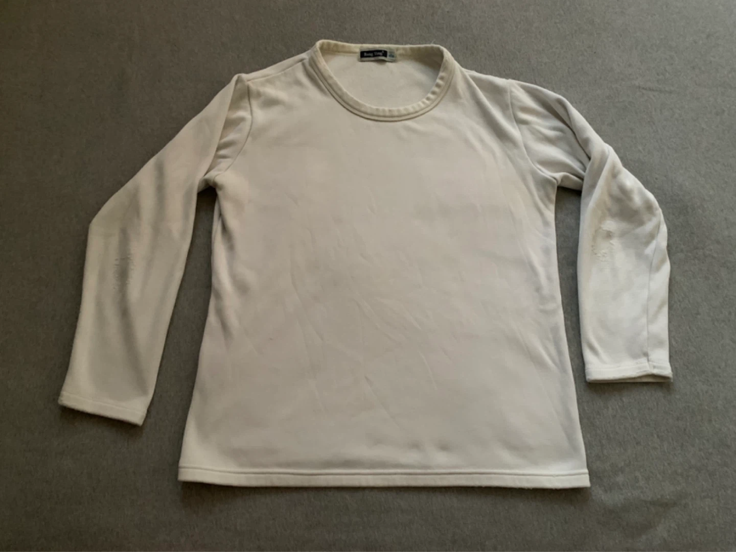 Small Fit Long Sleeve White/Cream Sweater - ⚽️ WORN ELBOWS