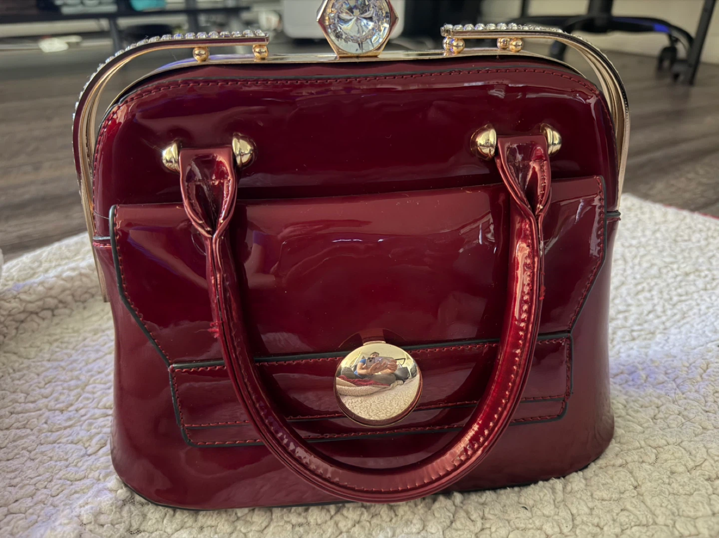 ⚽ Red Patent Handbag with Rhinestones