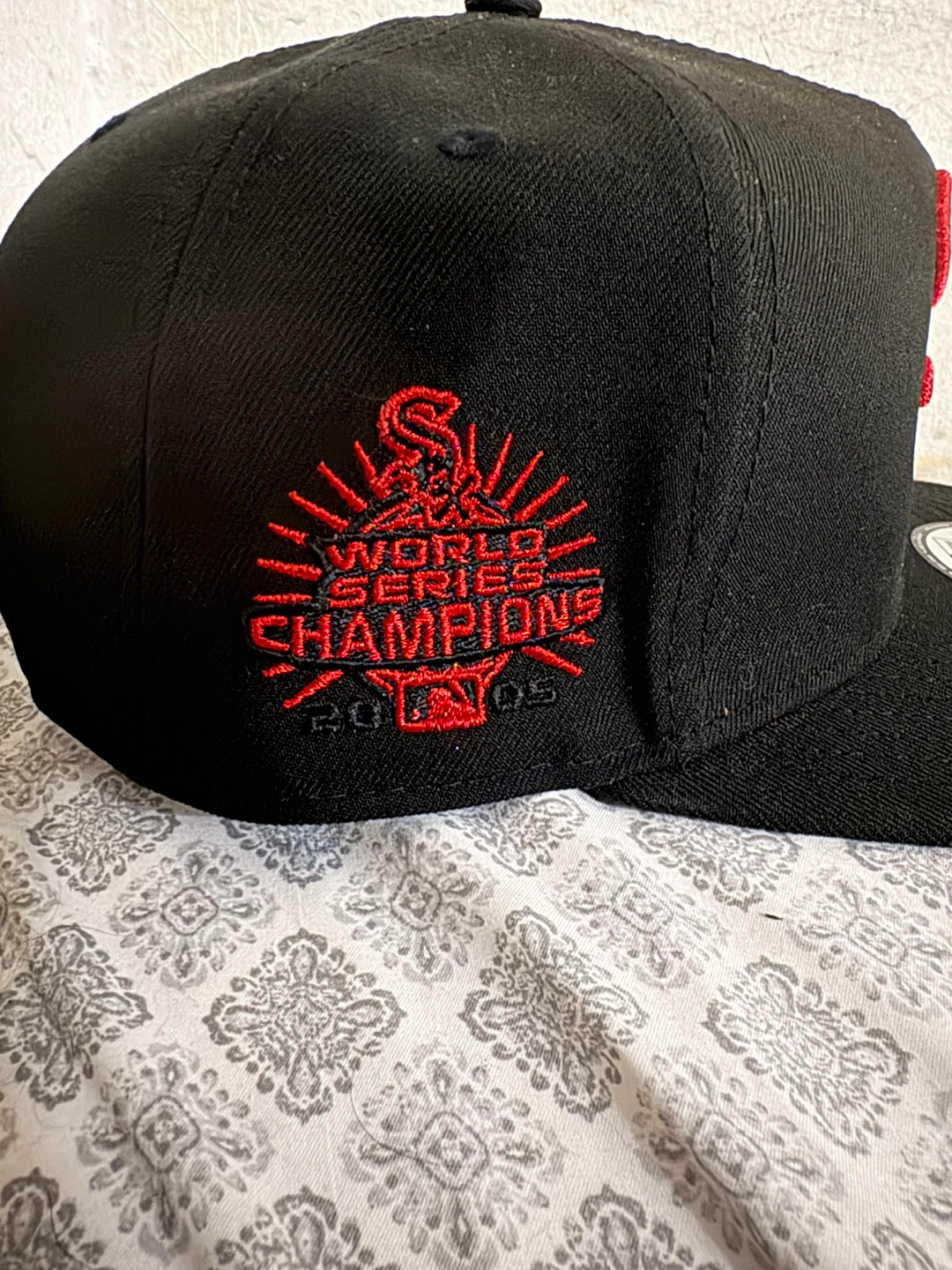New Era Chicago White Sox World Series Snapback Hat - photo 2