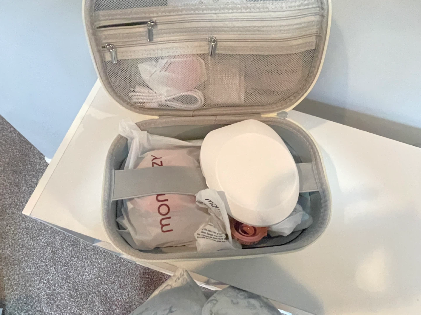 Momcozy M9 Mobile Flow Wearable Breast Pump - photo 5