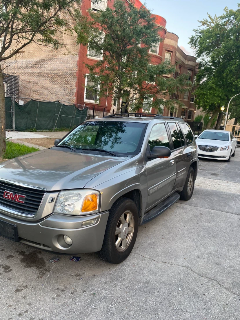 GMC Envoy SUV - photo 3