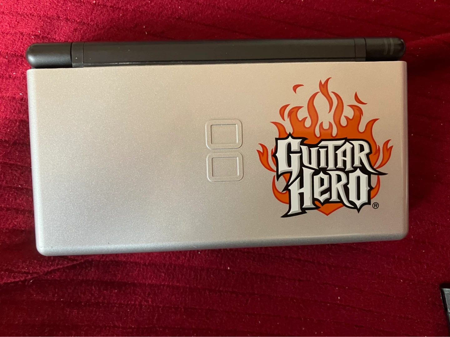 Nintendo DS Lite Guitar Hero Edition with 8 Games and Charger - photo 2