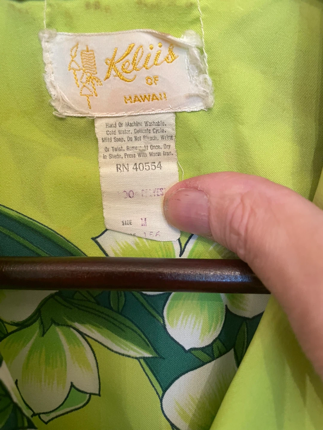 Keliis of Hawaii Short Sleeve Button-Up Shirt - Size M - photo 2